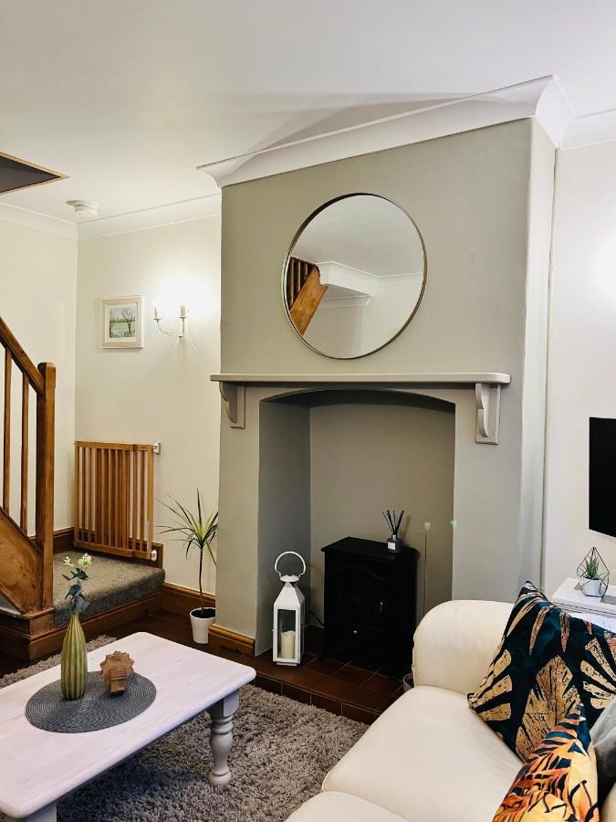 Cosy Heather Cottage Ашбърн Екстериор снимка